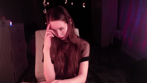 Snapshot of grace_crystal chatting on December 6, 2024, 10:52 pm Grace online show from December 6, 2024, 10:52 pm