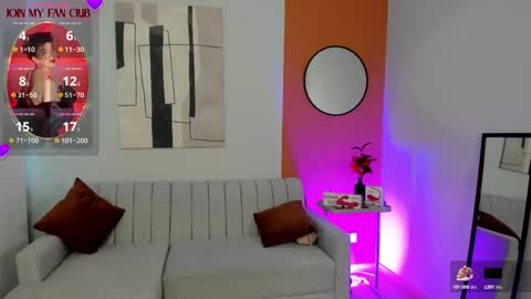 Zuly online show from October 1, 2025, 8:04 pm