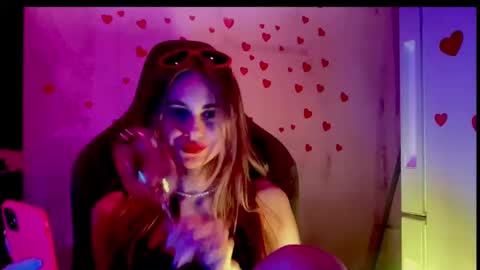 gracetorrezz online show from February 14, 2025, 1:29 pm