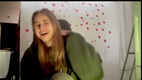 gracetorrezz online show from February 21, 2025, 11:01 am