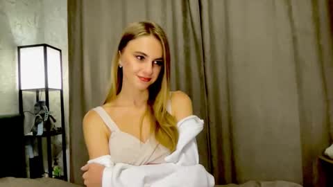 gracetorrezz online show from September 29, 2025, 6:46 pm