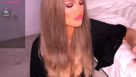 Grace online show from October 12, 2025, 3:22 pm