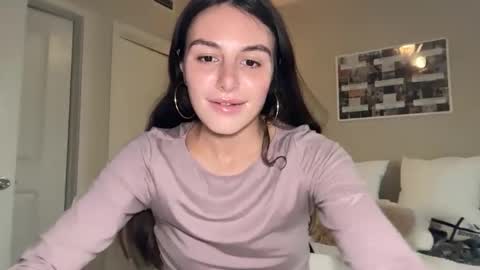 Gracie Smith online show from April 4, 2026, 9:34 pm