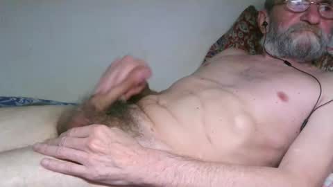 Snapshot of grandpa_mark chatting on September 26, 2025, 8:02 pm Mark online show from September 26, 2025, 8:02 pm