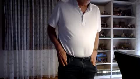 Snapshot of grandpach chatting on February 20, 2025, 2:13 pm grandpach online show from February 20, 2025, 2:13 pm