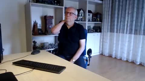 grandpach online show from February 16, 2026, 12:56 pm