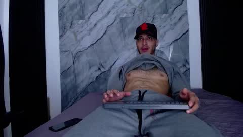 Snapshot of grant_irons chatting on February 26, 2026, 1:54 pm Grant Irons online show from February 26, 2026, 1:54 pm