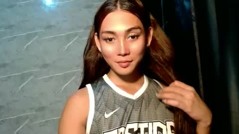 kianna online show from June 8, 2026, 5:19 am