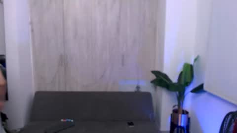 grecia_millercol online show from December 6, 2024, 8:15 am