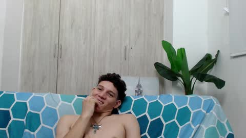 grecia_millercol online show from December 30, 2024, 1:37 am