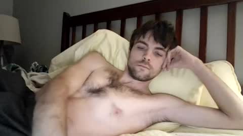 greenbean17 online show from December 1, 2025, 2:16 am