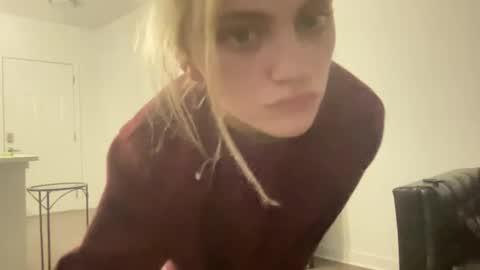 mila 3 online show from December 13, 2024, 11:17 pm