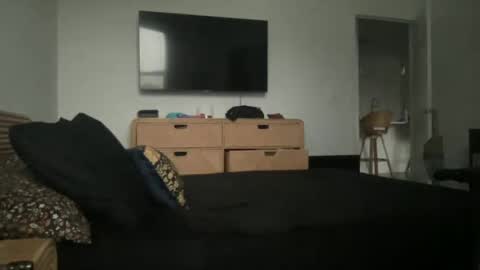mila 3 online show from January 23, 2025, 10:44 pm