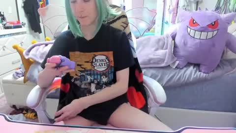 GreenEyedLovexo online show from October 12, 2025, 10:42 pm