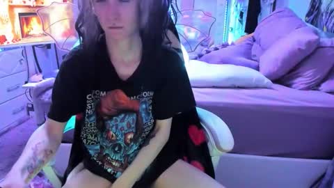 Snapshot of greeneyedlovexo chatting on February 11, 2026, 2:05 am GreenEyedLovexo online show from February 11, 2026, 2:05 am