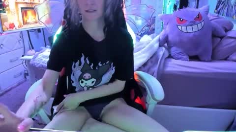 Snapshot of greeneyedlovexo chatting on February 12, 2026, 4:40 am GreenEyedLovexo online show from February 12, 2026, 4:40 am