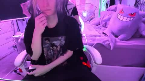 Snapshot of greeneyedlovexo chatting on February 12, 2026, 4:57 pm GreenEyedLovexo online show from February 12, 2026, 4:57 pm