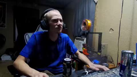 Snapshot of greenlungs8195 chatting on October 6, 2025, 7:39 am Greenlungs8195 online show from October 6, 2025, 7:39 am