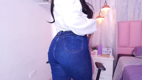   online show from February 1, 2025, 7:02 pm