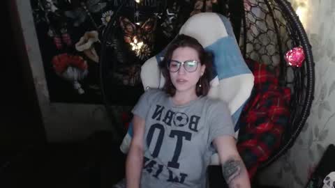 Lina online show from March 6, 2026, 2:02 pm