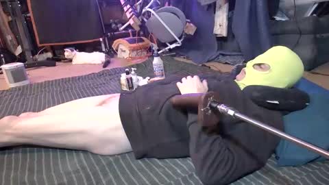 Snapshot of gregbball1 chatting on January 1, 2025, 5:43 am electrogee1 online show from January 1, 2025, 5:43 am