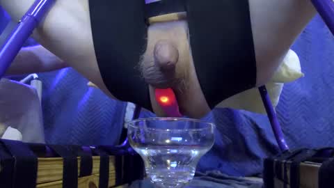 Snapshot of gregbball1 chatting on September 8, 2025, 8:30 pm electrogee1 online show from September 8, 2025, 8:30 pm