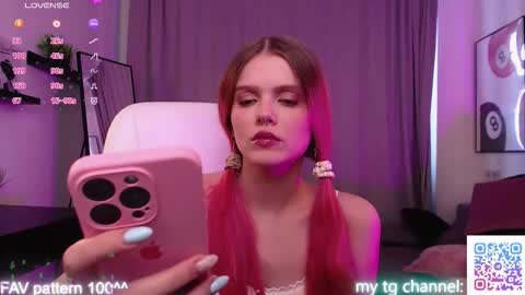 gretchen_mol online show from February 21, 2026, 7:42 am