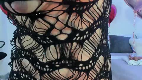 Snapshot of grettel__ chatting on February 13, 2025, 7:42 pm Gretel online show from February 13, 2025, 7:42 pm