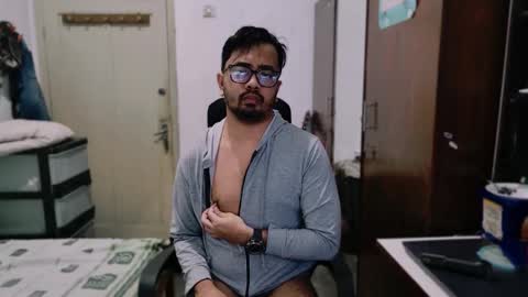 Grey Hardy Slave online show from February 24, 2026, 3:32 pm