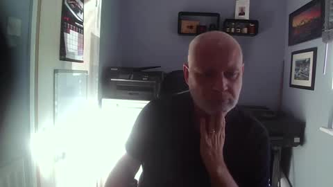 greyfox_6000 online show from March 5, 2025, 3:18 pm