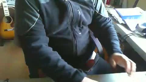 greyhounddog online show from January 16, 2025, 10:42 am