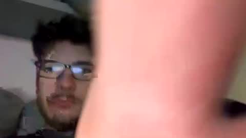 Snapshot of greyvan96 chatting on December 17, 2024, 5:29 am Perfectlyaveragesavage online show from December 17, 2024, 5:29 am