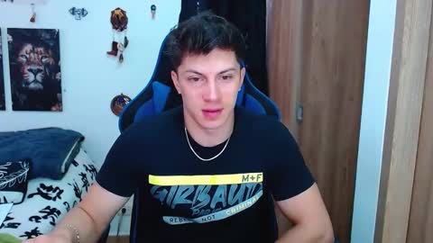 griego01 online show from February 19, 2025, 7:38 pm