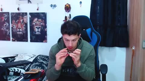 griego01 online show from February 24, 2025, 4:36 pm