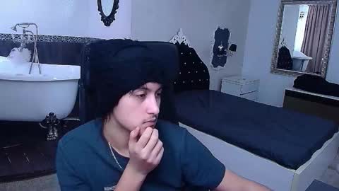 Snapshot of griffindane chatting on February 20, 2026, 6:19 am GriffinDane online show from February 20, 2026, 6:19 am