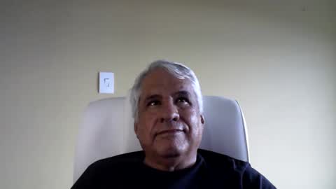 grisa01 online show from January 27, 2025, 5:37 pm