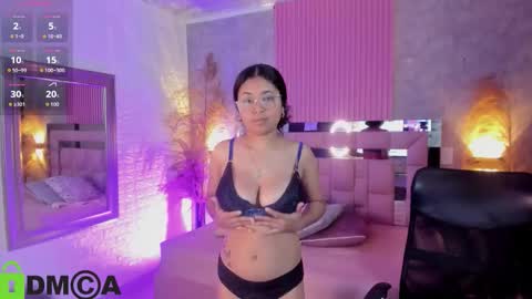    online show from October 18, 2025, 7:03 pm