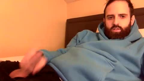 grobs123 online show from February 2, 2026, 11:25 pm