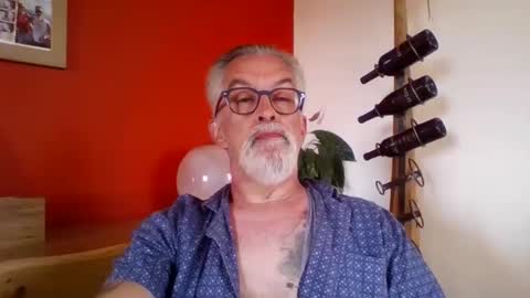 Grybear online show from April 20, 2026, 6:49 am