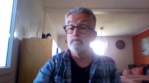 Grybear online show from May 14, 2026, 10:44 am