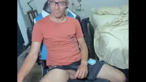 guachin_new online show from December 17, 2024, 3:50 am