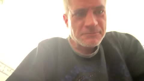 guardiannif_ online show from March 2, 2025, 3:27 pm