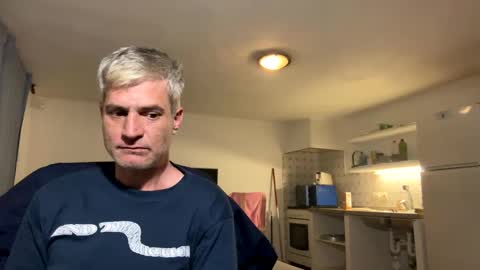 guardiannif_ online show from March 10, 2025, 12:29 am