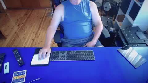 guesswhatigot2 online show from February 21, 2025, 7:45 am