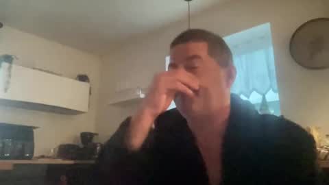 guil0 online show from September 24, 2025, 9:34 am