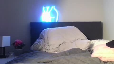 Guiliana Mae  online show from June 3, 2026, 1:52 am