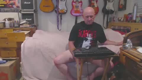 Mario online show from February 18, 2025, 6:48 am