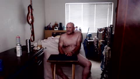 Mario online show from September 21, 2025, 8:54 pm