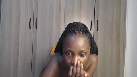 Miss Incredible online show from October 9, 2025, 12:19 am