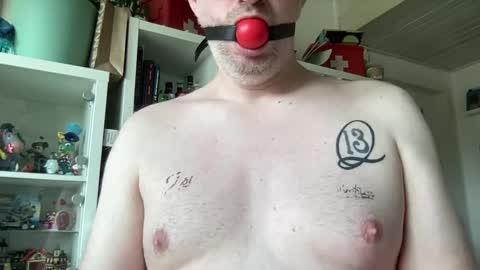 Snapshot of gummicasual chatting on February 7, 2026, 1:59 pm gummicasual online show from February 7, 2026, 1:59 pm